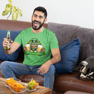 Camiseta Personalize O Leprechaun Irlandês Segurando Minhas