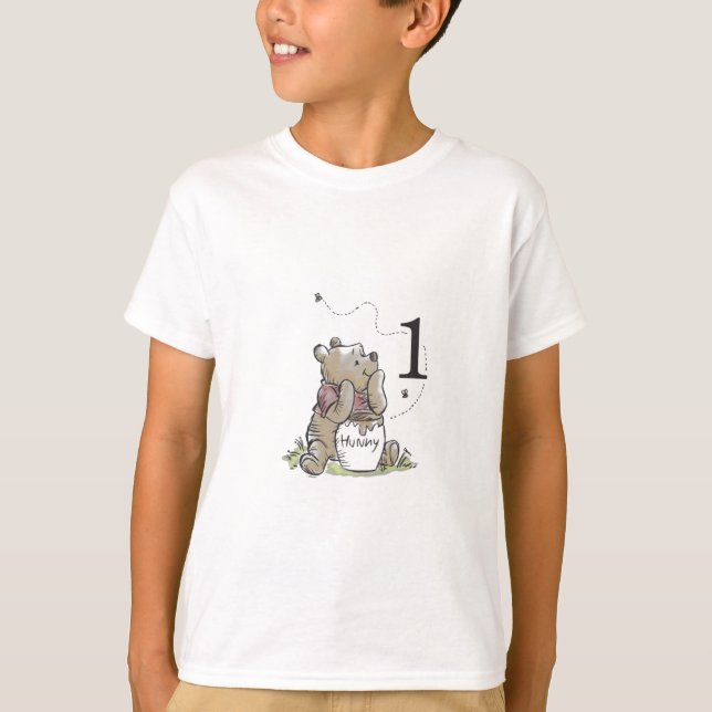 Camiseta Personalized Pooh Watercolor First Birthday Baby  (Frente)