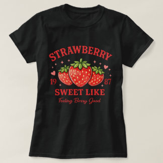 Camiseta Personalized Strawberry Sweet Custom Birth Year