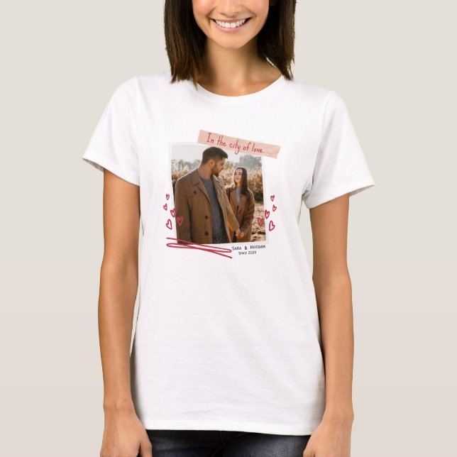 Camiseta Personalized Valentine T-Shirt with Photo & Names (Frente)