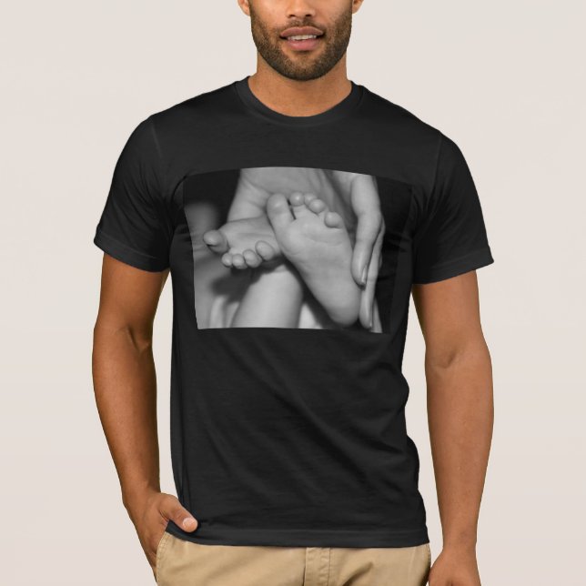 Camiseta Pés De Bebê Bonitos (Frente)