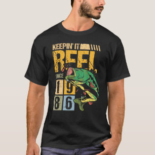 Camiseta Pesca Antiga Peixe Pescador Mantendo a Bobina Desd