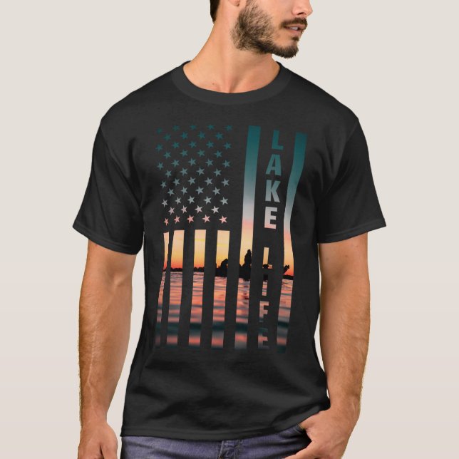Camiseta Pescador da Vida no Lago Pôr do Sol Bandeira Ameri (Frente)
