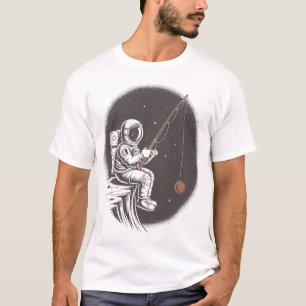 Camiseta Pescador Espacial – Astronauta Pegando o Sol e a L