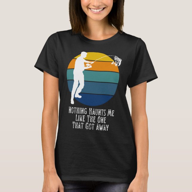 Camiseta Pescador Nada Me Assombra Como O Que Tem (Frente)