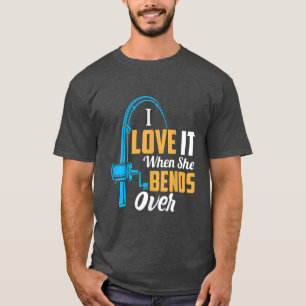 Camiseta Pescar Por Homens, Adoro Quando Ela Se Aproxima Ma