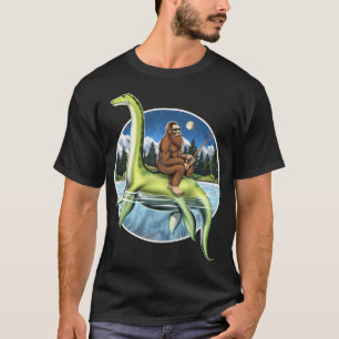 Camiseta Pescaria de Bigfoot Loch Ness