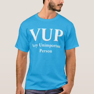 Camiseta Pessoa muito sem importância de VUP