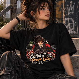 Camiseta Pessoas Depois do Café Primeiro Humorístico Introv