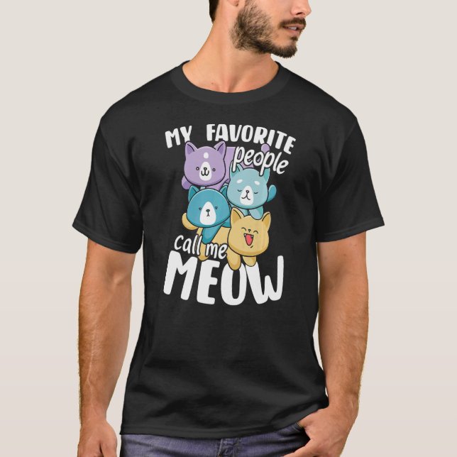 Camiseta Pessoas favoritas de gatinho bonito me chamam de m (Frente)