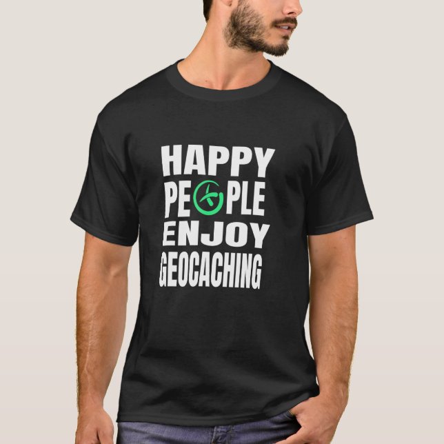 Camiseta Pessoas felizes Aproveitam a busca de armadilhas p (Frente)