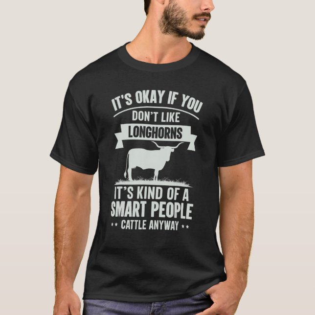 Camiseta Pessoas Inteligentes Fazendeiro de Gado Raça de Va (Frente)