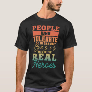 Camiseta Pessoas Que Me Toleram Diariamente Sarcasti