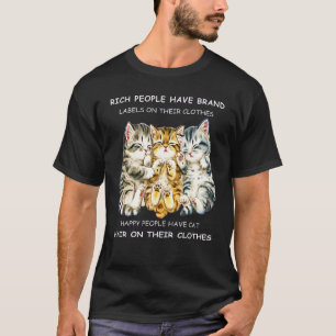 Camiseta Pessoas Ricas Têm Etiqueta Nas Roupas Pessoas Feli