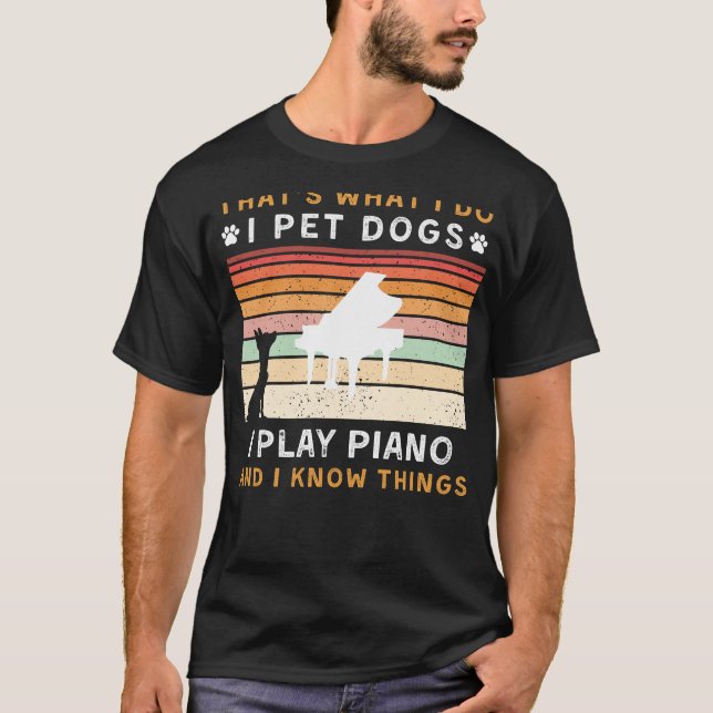 Camiseta Pet Cachorros, Piano, e sei coisas engraçadas (Frente)