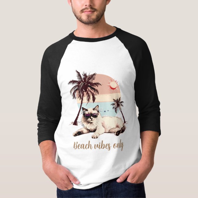 Camiseta Pet relaxando na praia (Frente)