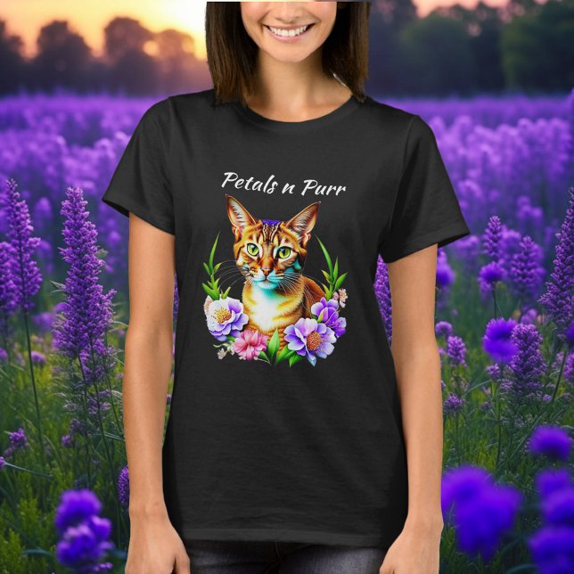 Camiseta Pétalas e Gato Puro e Flores Bonito (Criador carregado)
