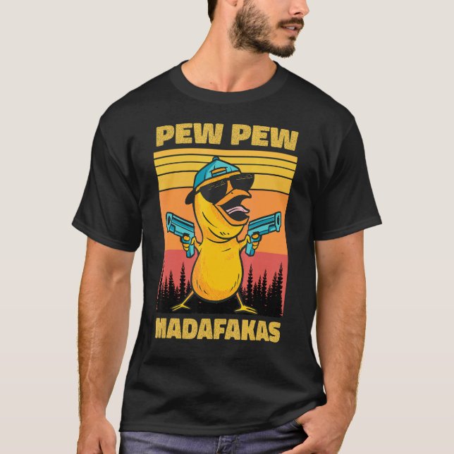 Camiseta Pew Pew Madafakas Frango Pew Pew Armas Galinha Eng (Frente)
