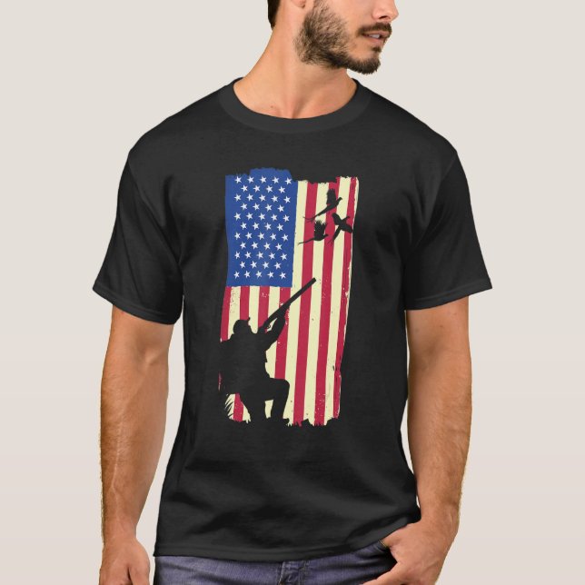 Camiseta Pheasant Hunting Patriotic American Flag Upland Bi (Frente)