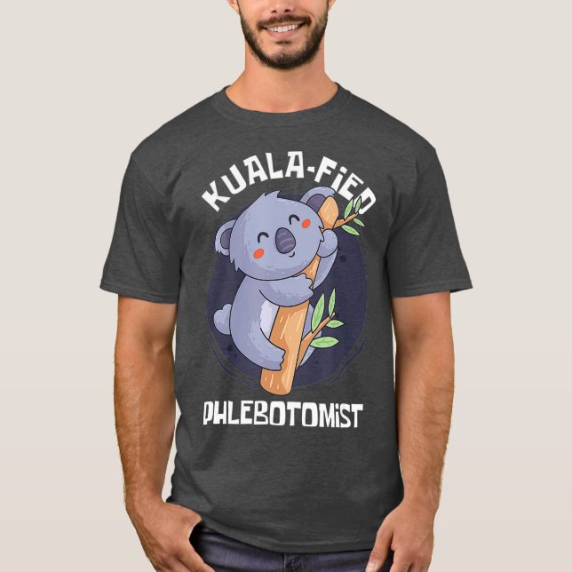Camiseta Phlebotomy Major Student KualaFied Phlebotomist (Frente)