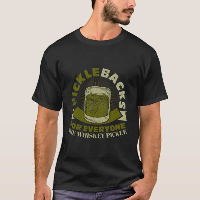 Camiseta Picklebacks Para Todos A Pickle Pullov Whiskey (Frente)