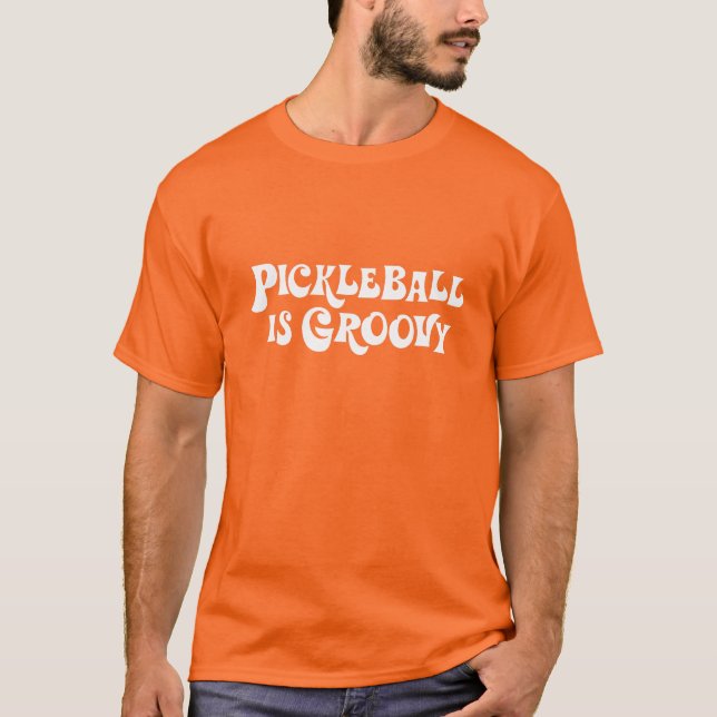 Camiseta "Pickleball é" t-shirt Groovy da Laço-Tintura (Frente)