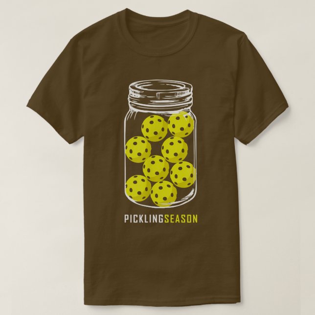 Camiseta Pickleball Season, Engraçada Retirada de Jar Pickl (Frente do Design)