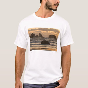 Camiseta Pilares de rocha na praia em Bandon, Oregon
