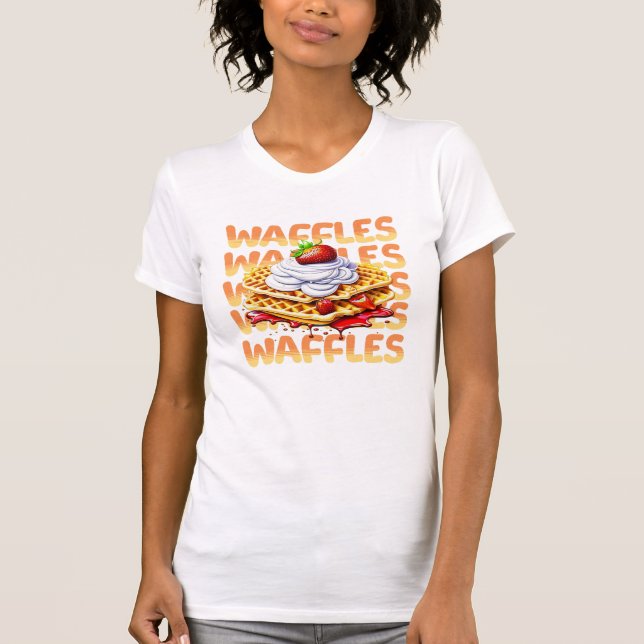 Camiseta Pilha de waffles cobertas em morangos (Frente)