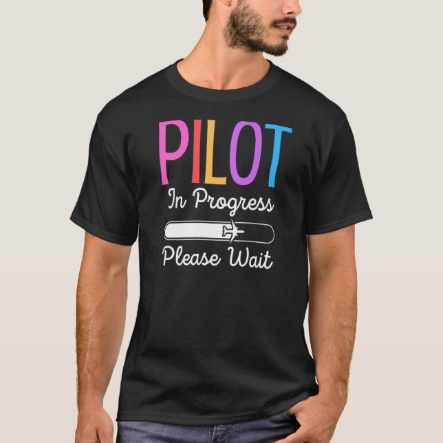 Camiseta Piloto Em Curso, Aguarde Piloto Futuro De Voo (Frente)