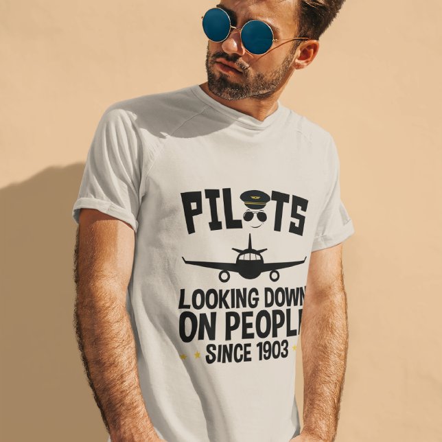 Camiseta Pilotos em busca de Pessoas desde 1903 (Criador carregado)