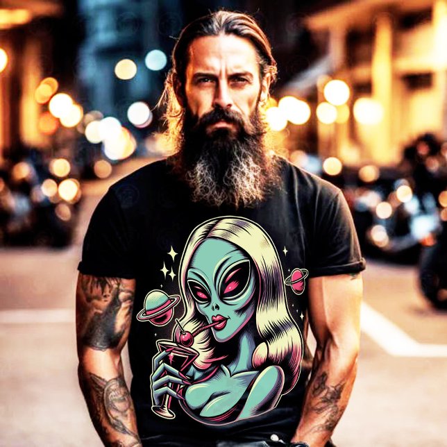 Camiseta Pin-up da alienígena (Criador carregado)