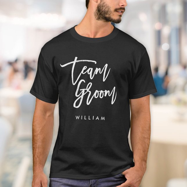 Camiseta Pincel Chic Moderno Branco Equipe Script Groom (Criador carregado)