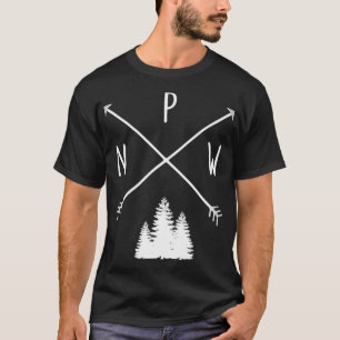 Camiseta Pine Trees Pacific Northwest PNW com setas _1 