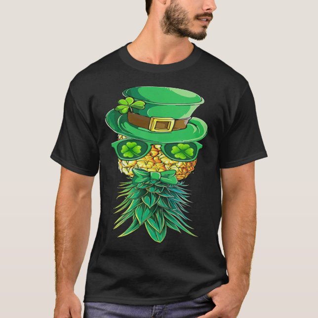 Camiseta Pineapp rua Patrick Day Mask Swinger para Baixo (Frente)