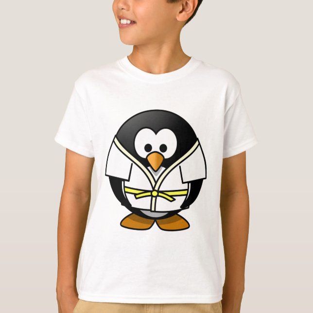 Camiseta Pinguim animado pequeno bonito do judo (Frente)