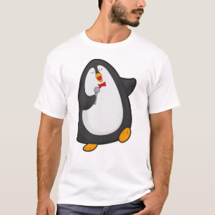 Camiseta Pinguim cantando com microfone e gravata
