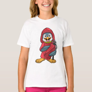 Camiseta Pinguim como Bombeiro com Extinguista