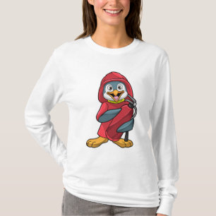 Camiseta Pinguim como Bombeiro com Extinguista