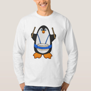 Camiseta Pinguim como músico com tambor