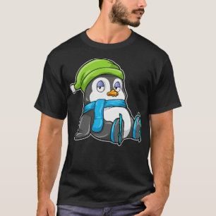 Camiseta Pinguim em patinação de gelo com chapéu 1