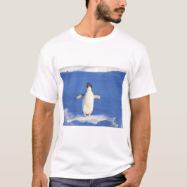Camiseta Pinguim engraçado na foto do gelo