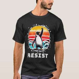 Camiseta Pinguim Engraçado Resiste Pinguins em Protesto Con