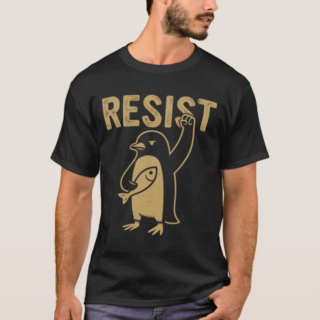 Camiseta Pinguim Engraçado Resiste Pinguins em Protesto Con (Frente)