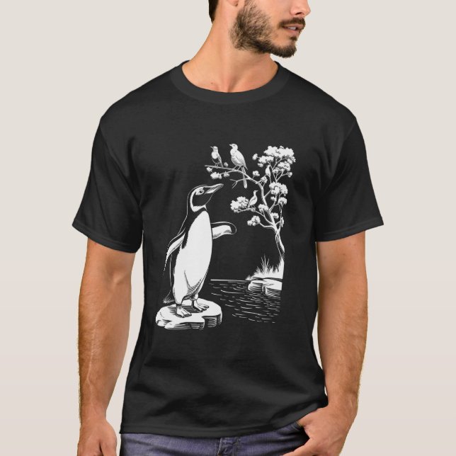 Camiseta Pinguim Observando Aves Em Ambiente Tranquilo (Frente)