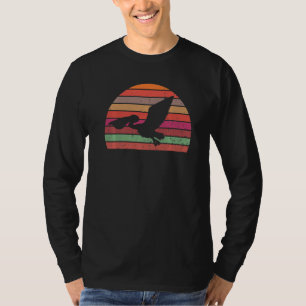 Camiseta Pinguim Vintage Silhueta de Pinguim Retro Passarin