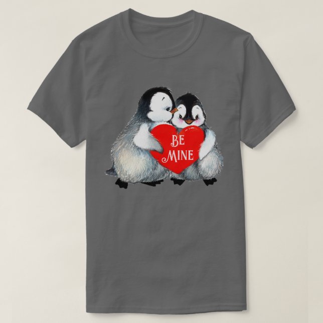 Camiseta Pinguin Hug Heart Personalize Texto Algodão Coraçã (Frente do Design)