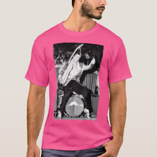 Camiseta Pinguins Marchando Nos Campos De Neve Icy