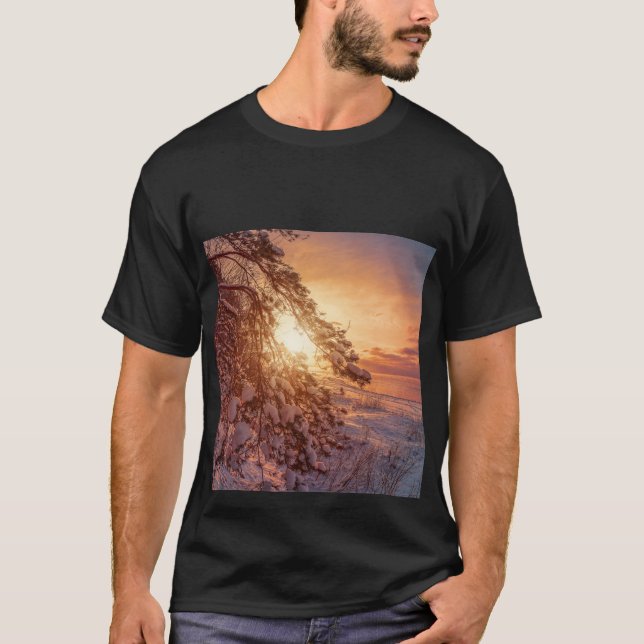 Camiseta Pinheiros e pinheiros com neve (Frente)