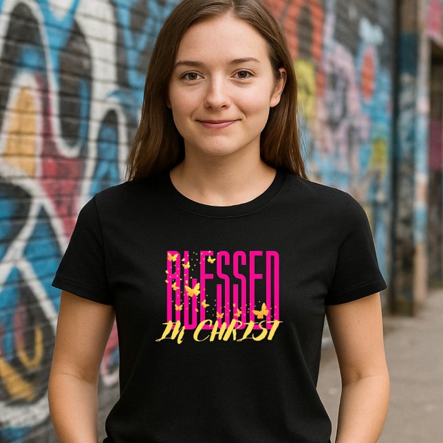 Camiseta Pink Blessed In Christ - Butterflies (Criador carregado)